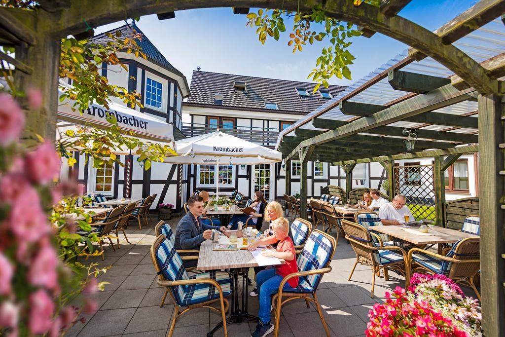 Landhotel Repetal Attendorn Exteriör bild