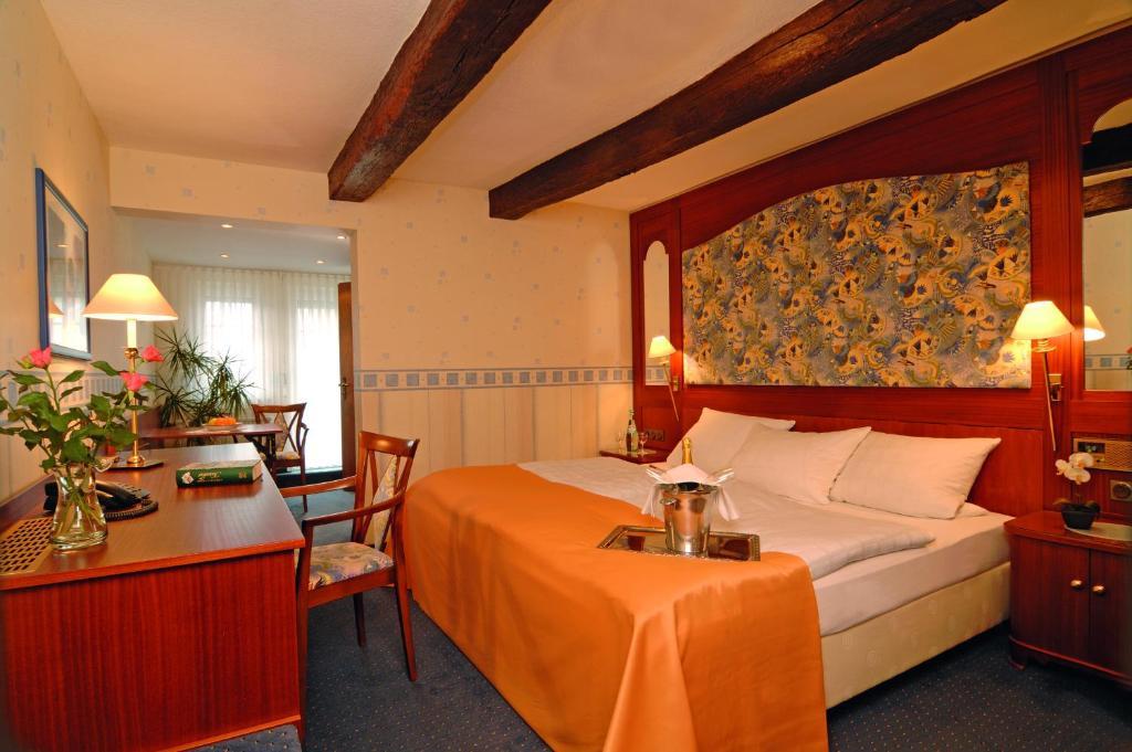 Landhotel Repetal Attendorn Exteriör bild